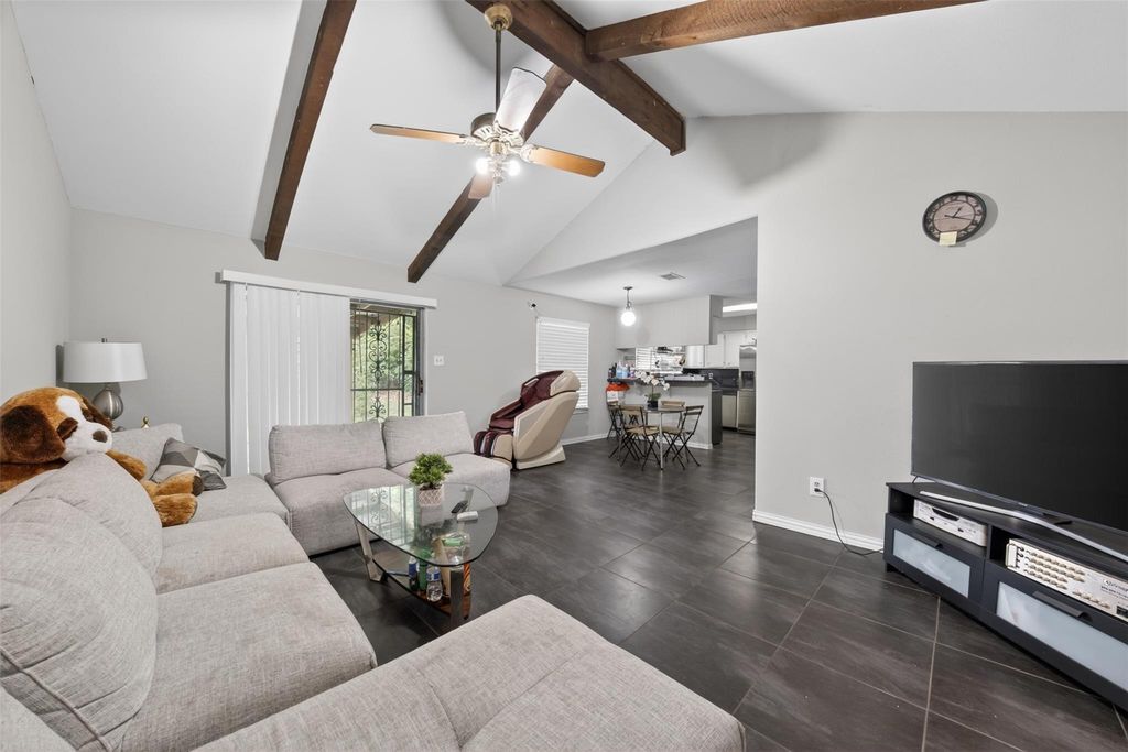 8029 Tareyton Lane, Houston, TX 77075