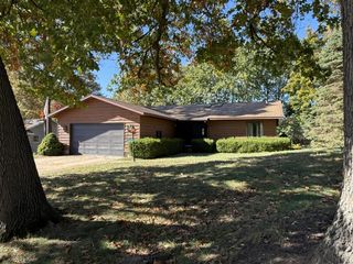 14875 152nd Avenue, Grand Haven, MI 49417