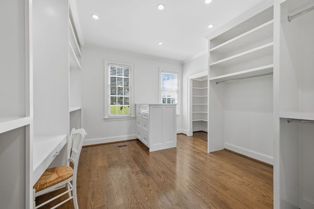 204 Sunnyside Dr, Nashville, TN 37205