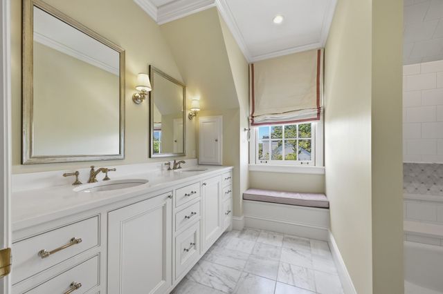 204 Sunnyside Dr, Nashville, TN 37205