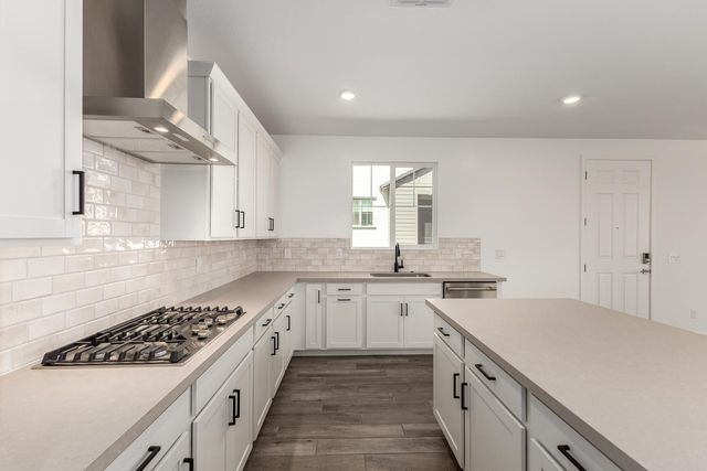 2434 W Maximo Way, Phoenix, AZ 85085