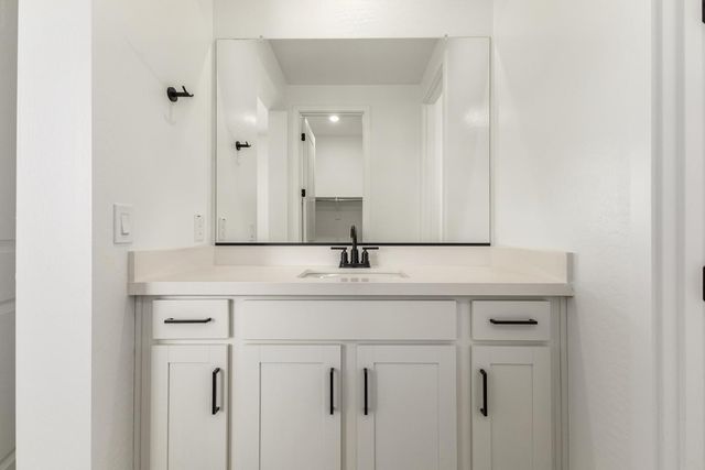 2434 W Maximo Way, Phoenix, AZ 85085