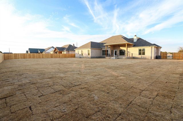 1820 Dorian DR, Salado, TX 76571