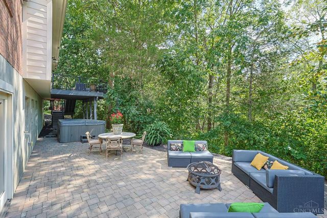 785 Cedar Drive, Miami Twp, OH 45140