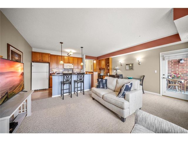 100 4th Avenue #208, South Saint Paul, MN 55075