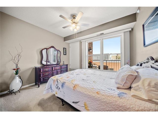 100 4th Avenue #208, South Saint Paul, MN 55075