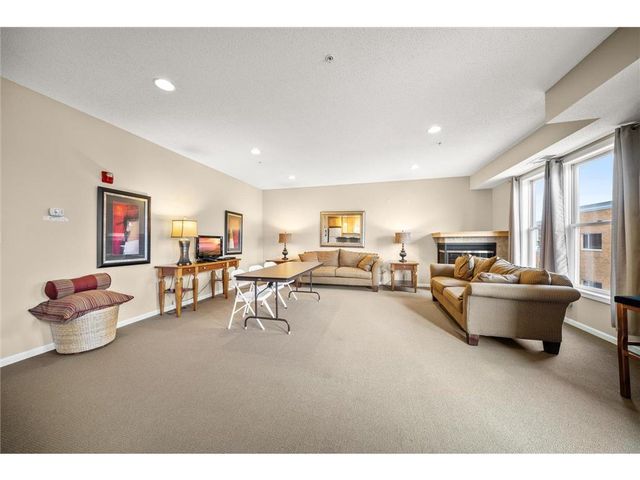 100 4th Avenue #208, South Saint Paul, MN 55075