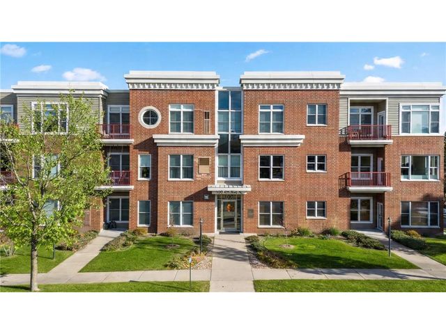 100 4th Avenue #208, South Saint Paul, MN 55075