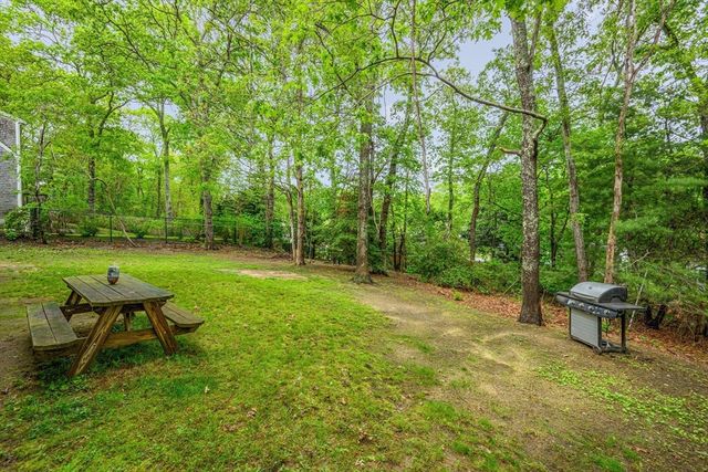 171 Wheeler Rd, Mashpee, MA 02649