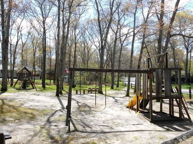 171 Wheeler Rd, Mashpee, MA 02649