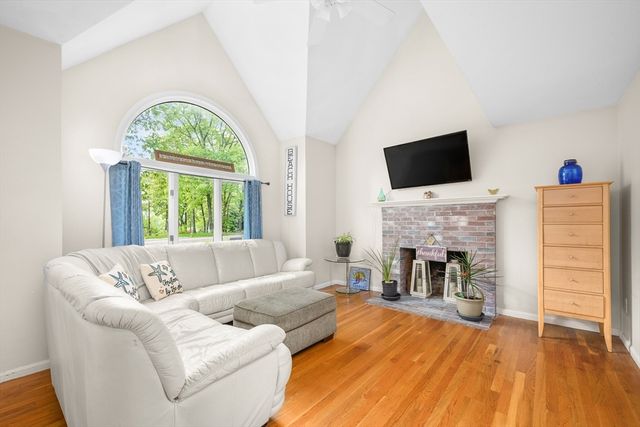 171 Wheeler Rd, Mashpee, MA 02649