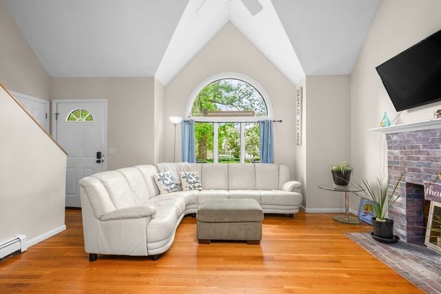 171 Wheeler Rd, Mashpee, MA 02649