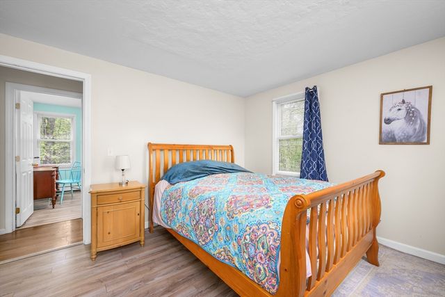 171 Wheeler Rd, Mashpee, MA 02649