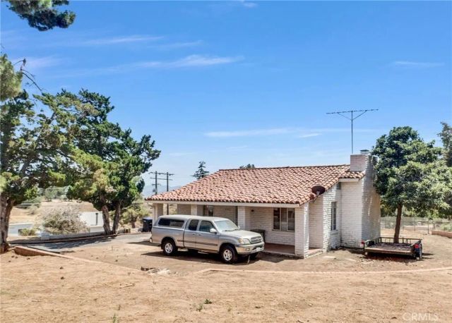 9385 Oak Glen Road, Cherry Valley, CA 92223