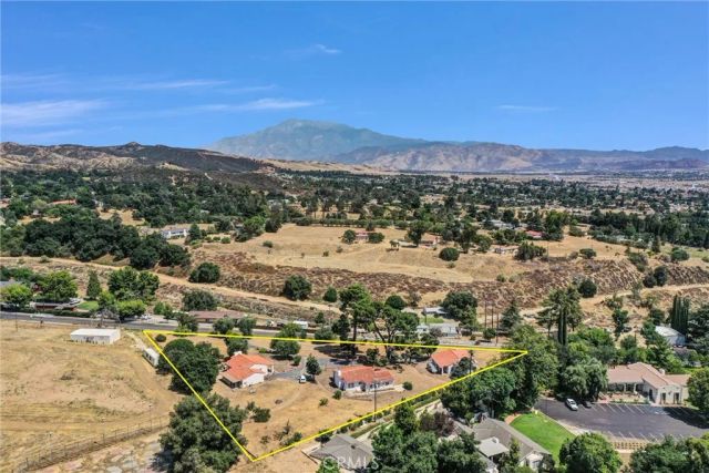 9385 Oak Glen Road, Cherry Valley, CA 92223