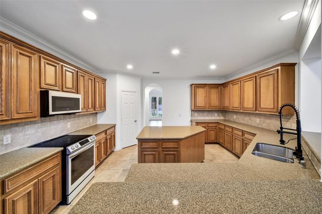939 Colorado Springs Court, Spring, TX 77373
