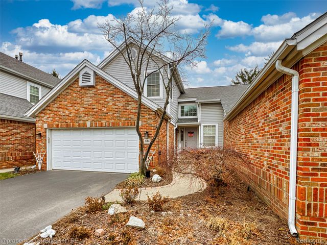 1144 Fairways Boulevard, Troy, MI 48085