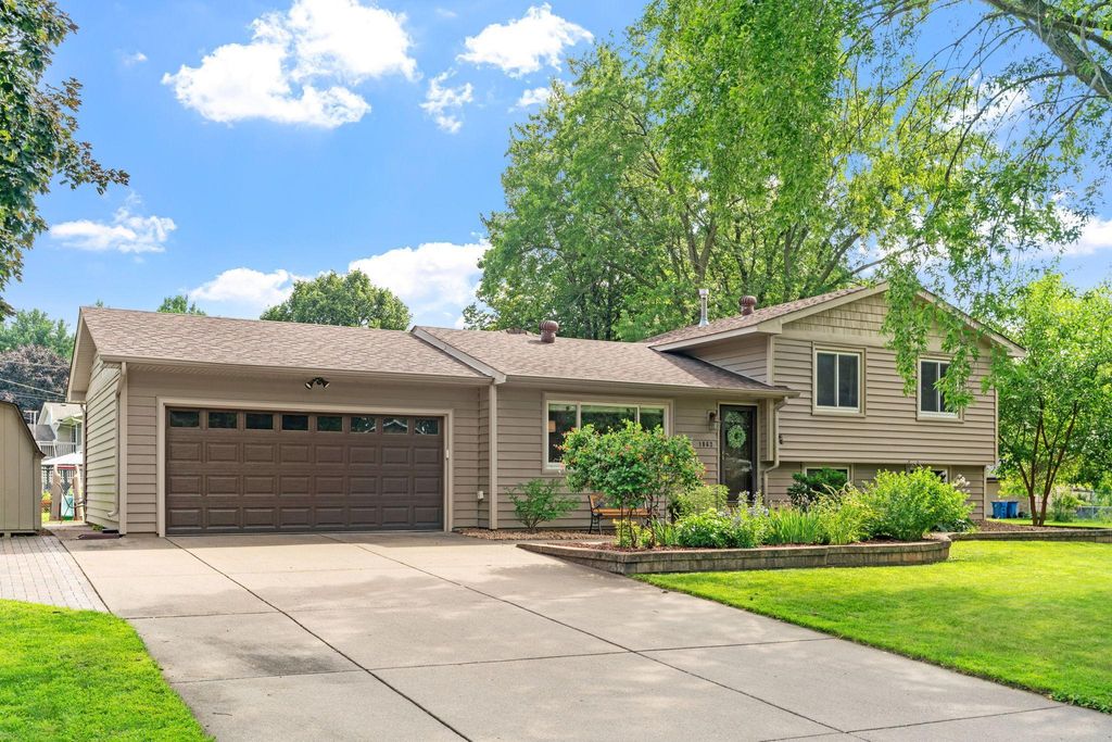 1862 Carnelian Lane, Eagan, MN 55122