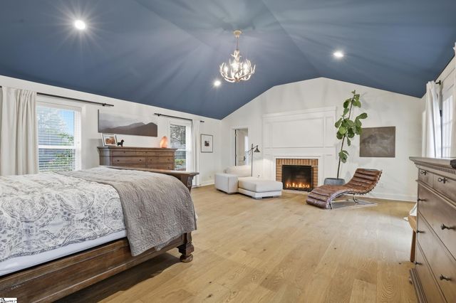 405 Foot Hills Road, Greenville, SC 29617