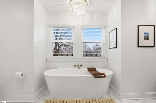 405 Foot Hills Road, Greenville, SC 29617