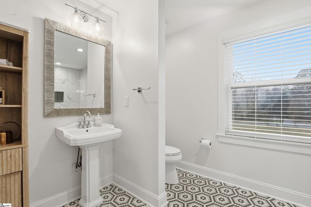 405 Foot Hills Road, Greenville, SC 29617