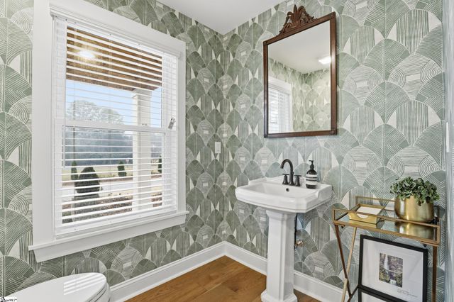 405 Foot Hills Road, Greenville, SC 29617