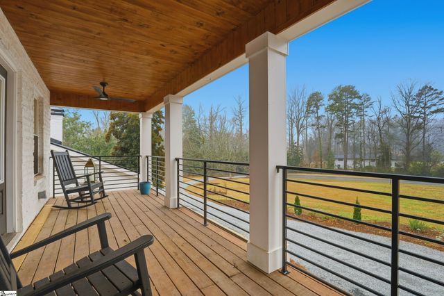 405 Foot Hills Road, Greenville, SC 29617