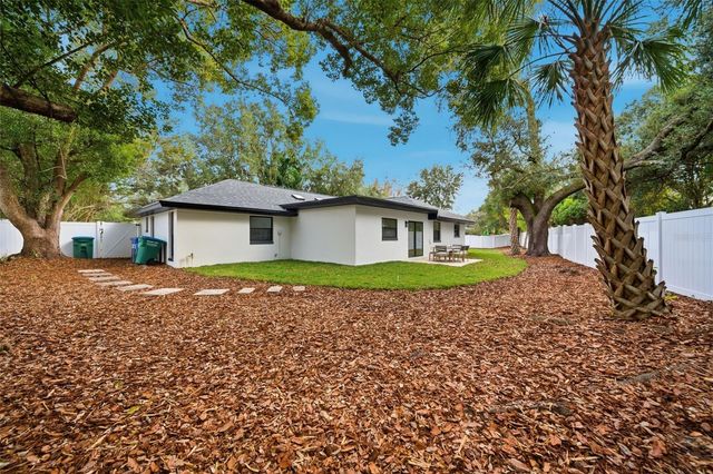 1317 MEDINAH COURT, Winter Park, FL 32792