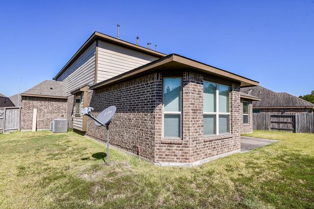 2446 Flowering Brook Lane, Sugar Land, TX 77479