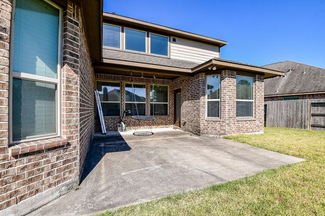 2446 Flowering Brook Lane, Sugar Land, TX 77479