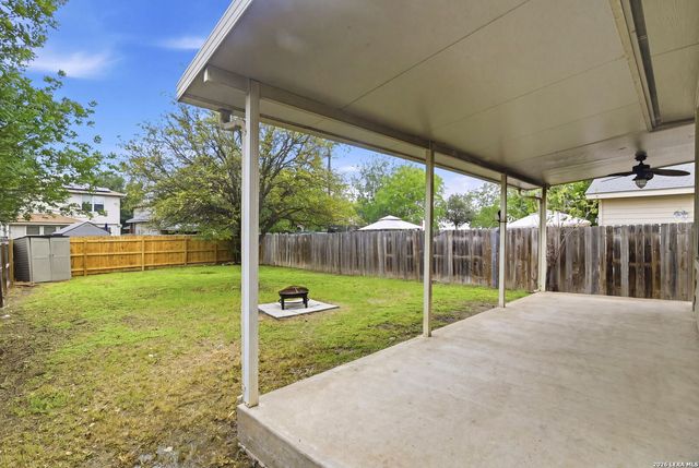 6806 Grapevine Lk, San Antonio, TX 78244