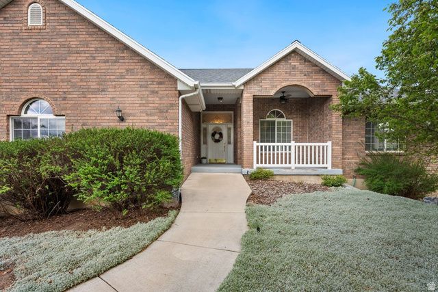 555 E 1600 S, Mapleton, UT 84664
