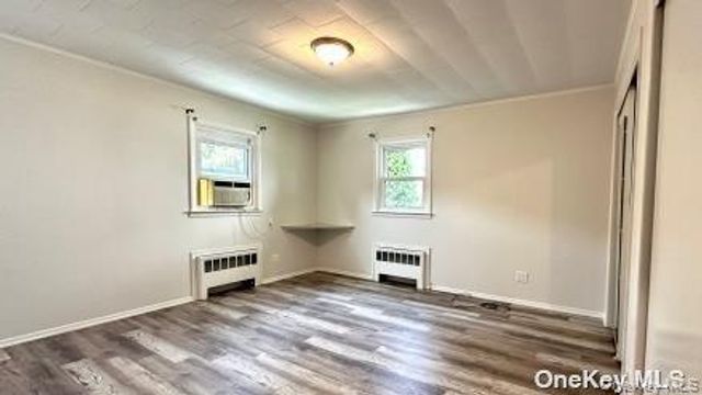 28 Ann Street, Glen Cove, NY 11542