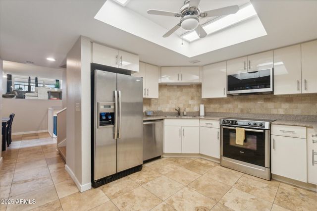 7302 E Rancho Vista Drive, Scottsdale, AZ 85251