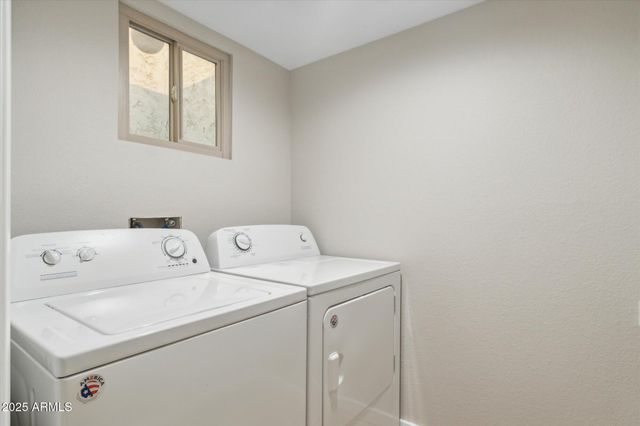 7302 E Rancho Vista Drive, Scottsdale, AZ 85251