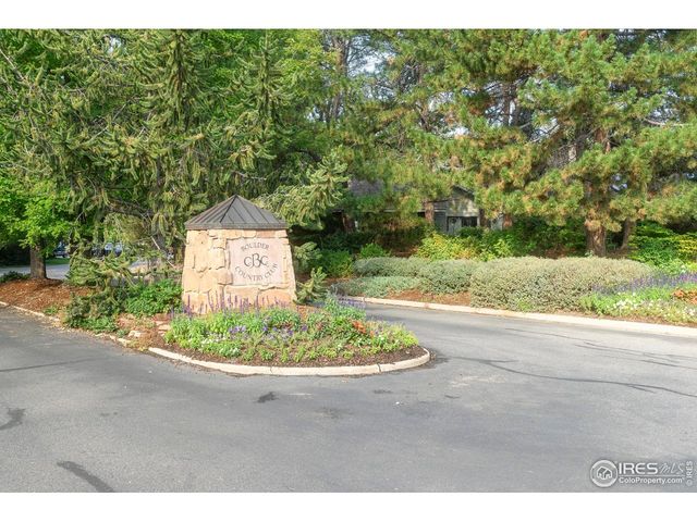 7430 Clubhouse Rd, Boulder, CO 80301