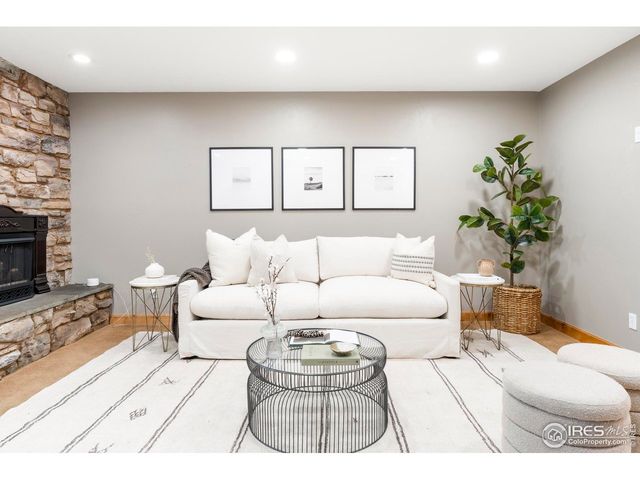 7430 Clubhouse Rd, Boulder, CO 80301