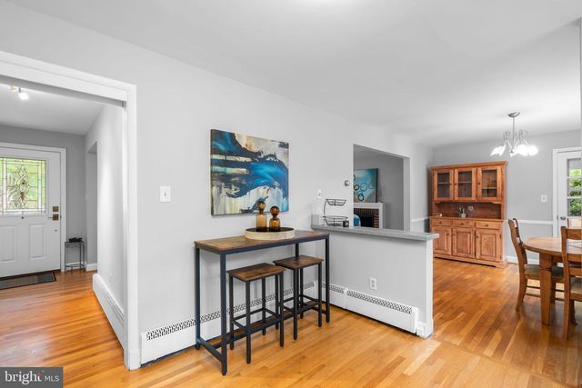 2306 BARBOUR RD, Falls Church, VA 22043