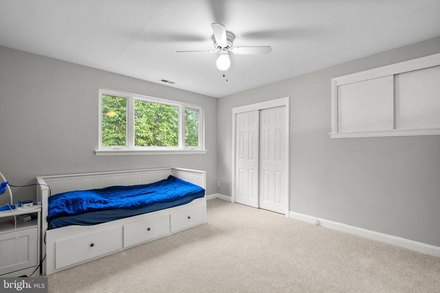 2306 BARBOUR RD, Falls Church, VA 22043