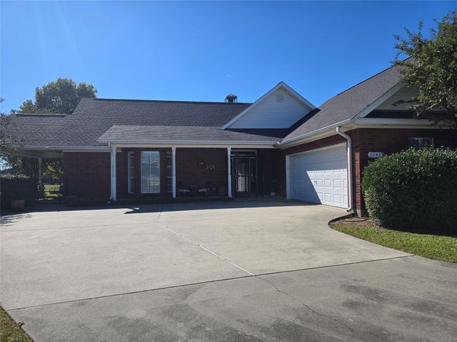 3242 Birchwood Triangle, Port Arthur, TX 77642