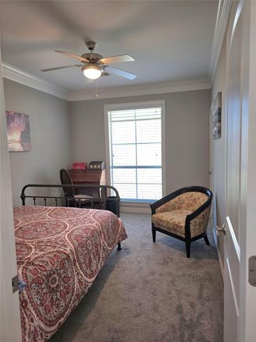 3242 Birchwood Triangle, Port Arthur, TX 77642