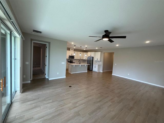 10073 SPRING LAKE DRIVE, Clermont, FL 34711