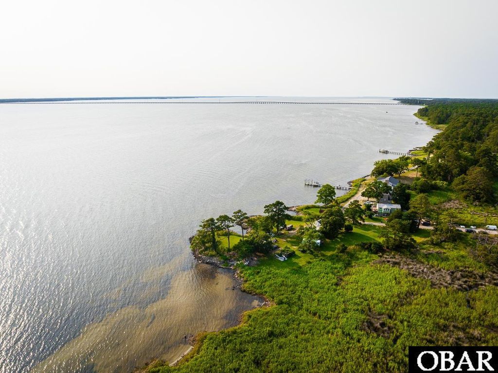 Image 25 of property listing at 1327 W Kitty Hawk Road, Kitty Hawk, NC 27949