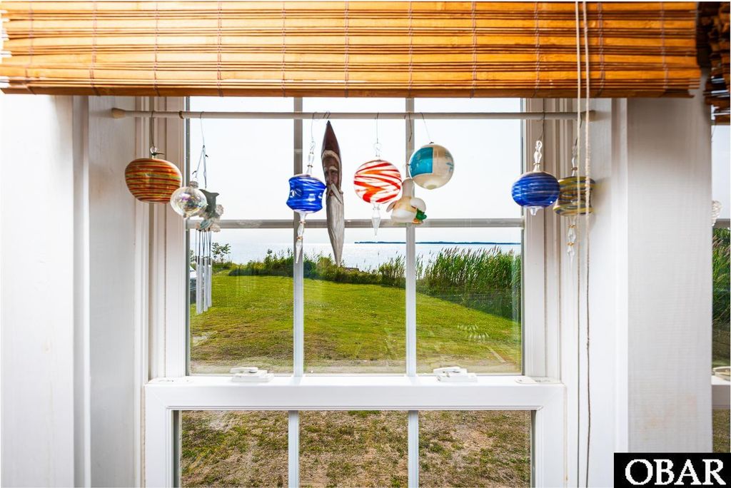 Image 5 of property listing at 1327 W Kitty Hawk Road, Kitty Hawk, NC 27949