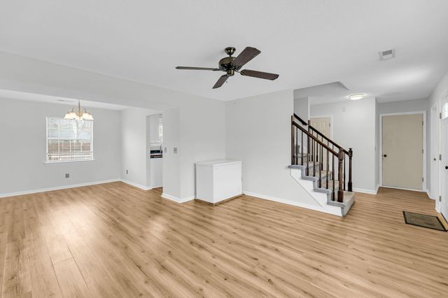 844 N Aylesbury Road, Goose Creek, SC 29445