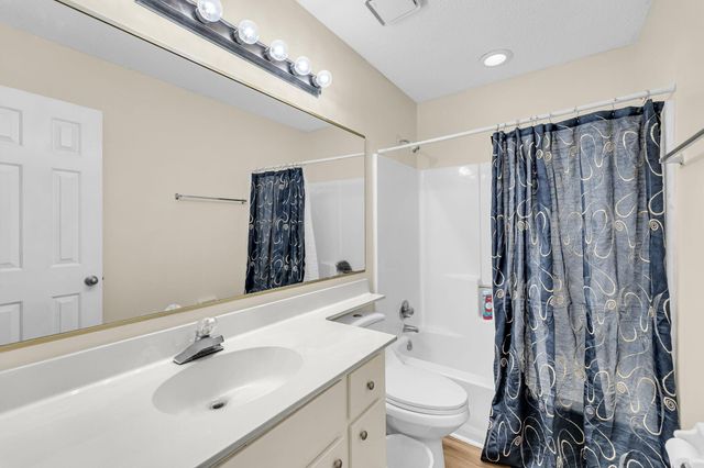 844 N Aylesbury Road, Goose Creek, SC 29445