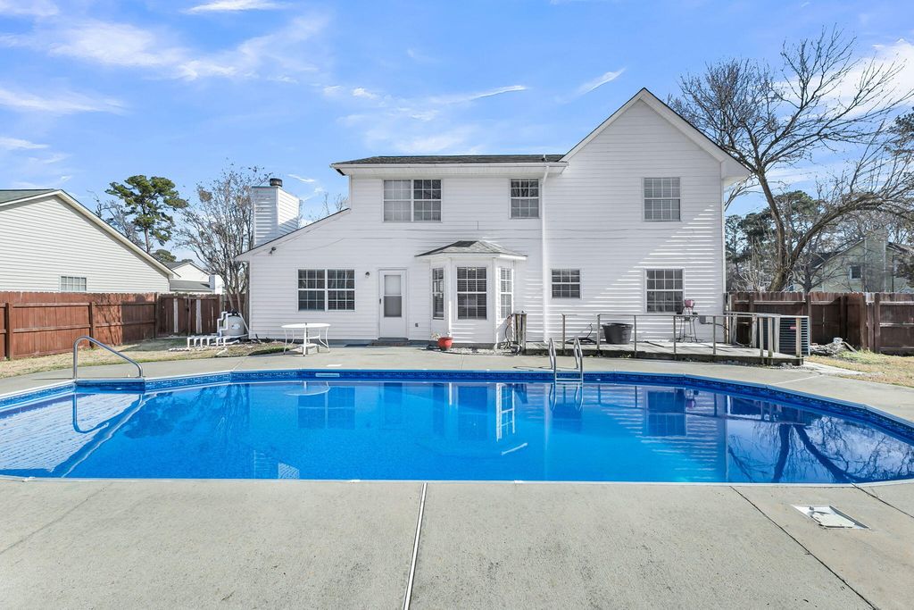 844 N Aylesbury Road, Goose Creek, SC 29445