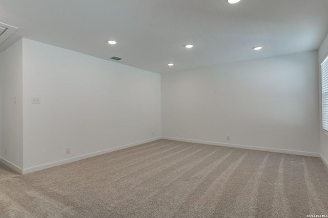 148 Yale St, Seguin, TX 78155