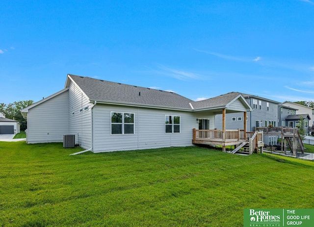 8707 N 177th Street, Bennington, NE 68007
