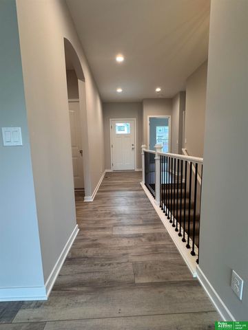 8707 N 177th Street, Bennington, NE 68007